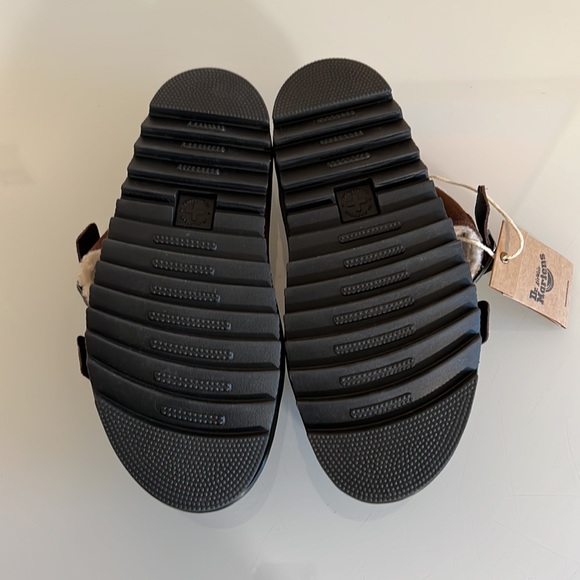 DR. MARTENS | Brown fur lined couture platform spring summer “Myles” sandal flat - Picture 8 of 16